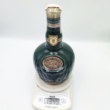 ロイヤルサルート 21年　ROYAL SALUTE 21years old BLENDED SCOTCH WHISKY