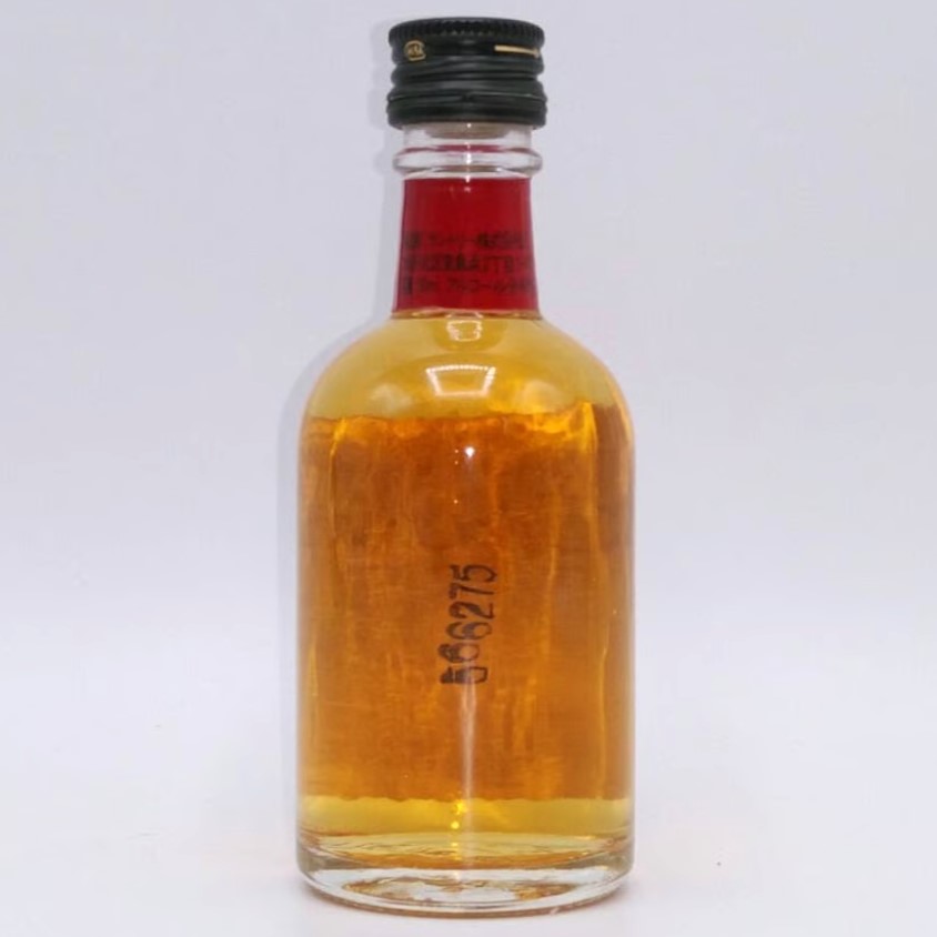 サントリー ウイスキー クラシック 特級700ml サントリー クラシック 特級 700ml / 43% - 歌舞伎ウイスキー