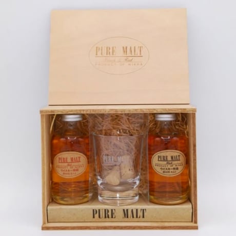 特級 ニッカウヰスキー ピュアモルト NIKKA WHISKY PURE MALT Black & Red
