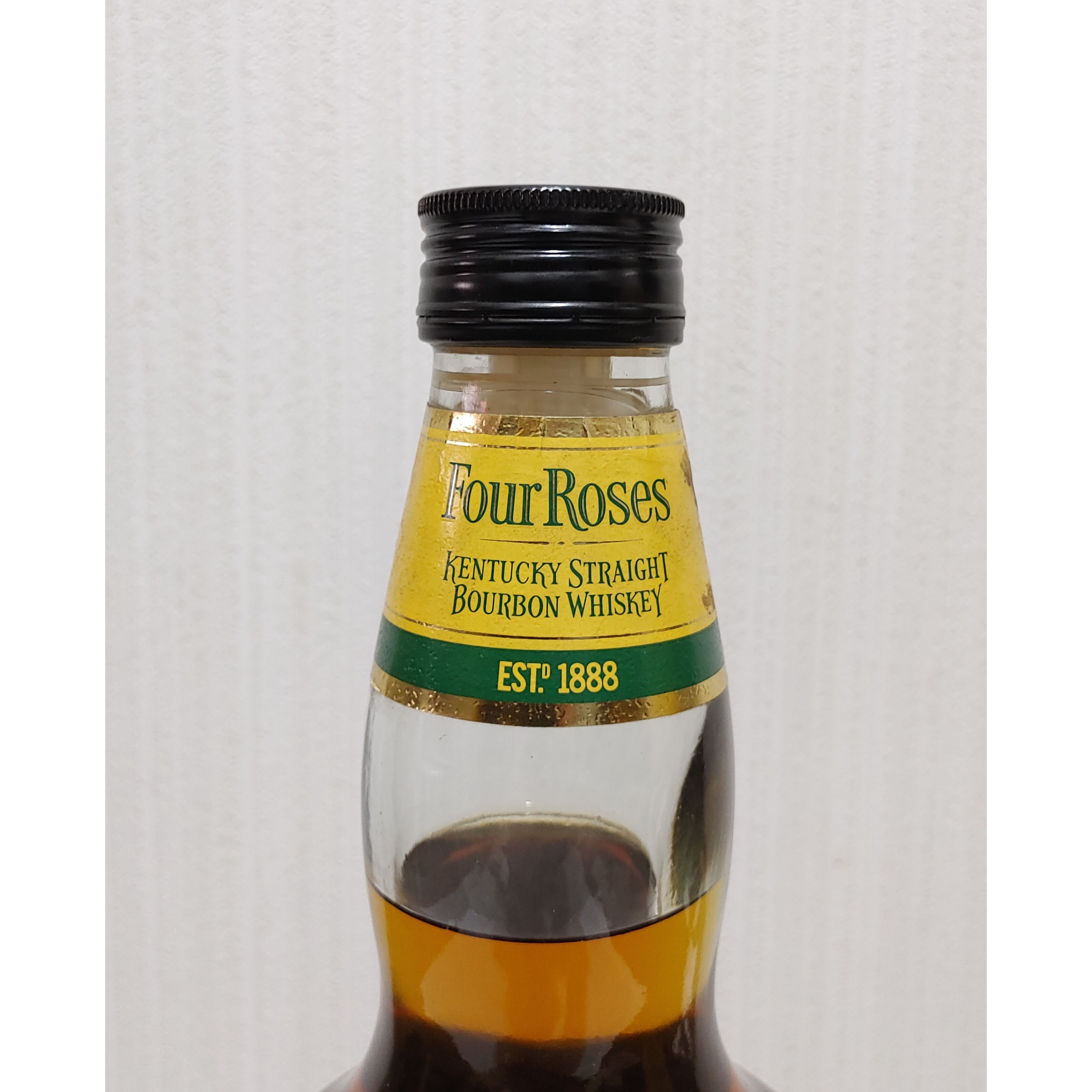 フォアローゼズ イエロー（フォアローゼス 黄） Four Roses KENTUCKY