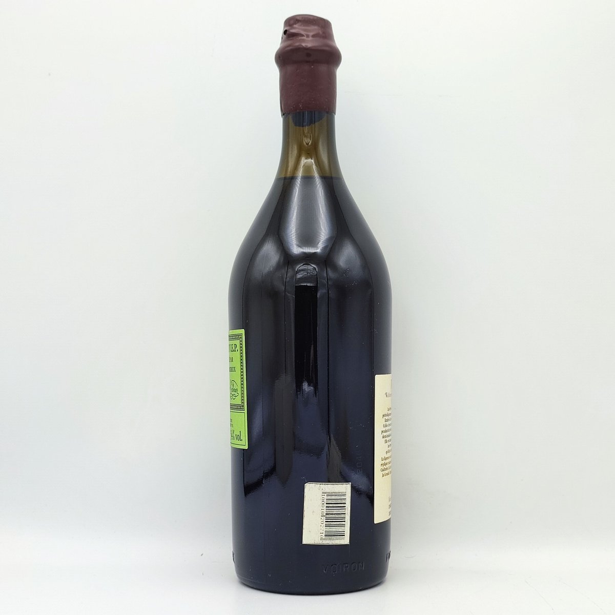 シャルトリューズ ヴェール V.E.P.　54度　1000ml Amazon.co.jp: シャルトリューズ ヴェール (緑) VEP 54度