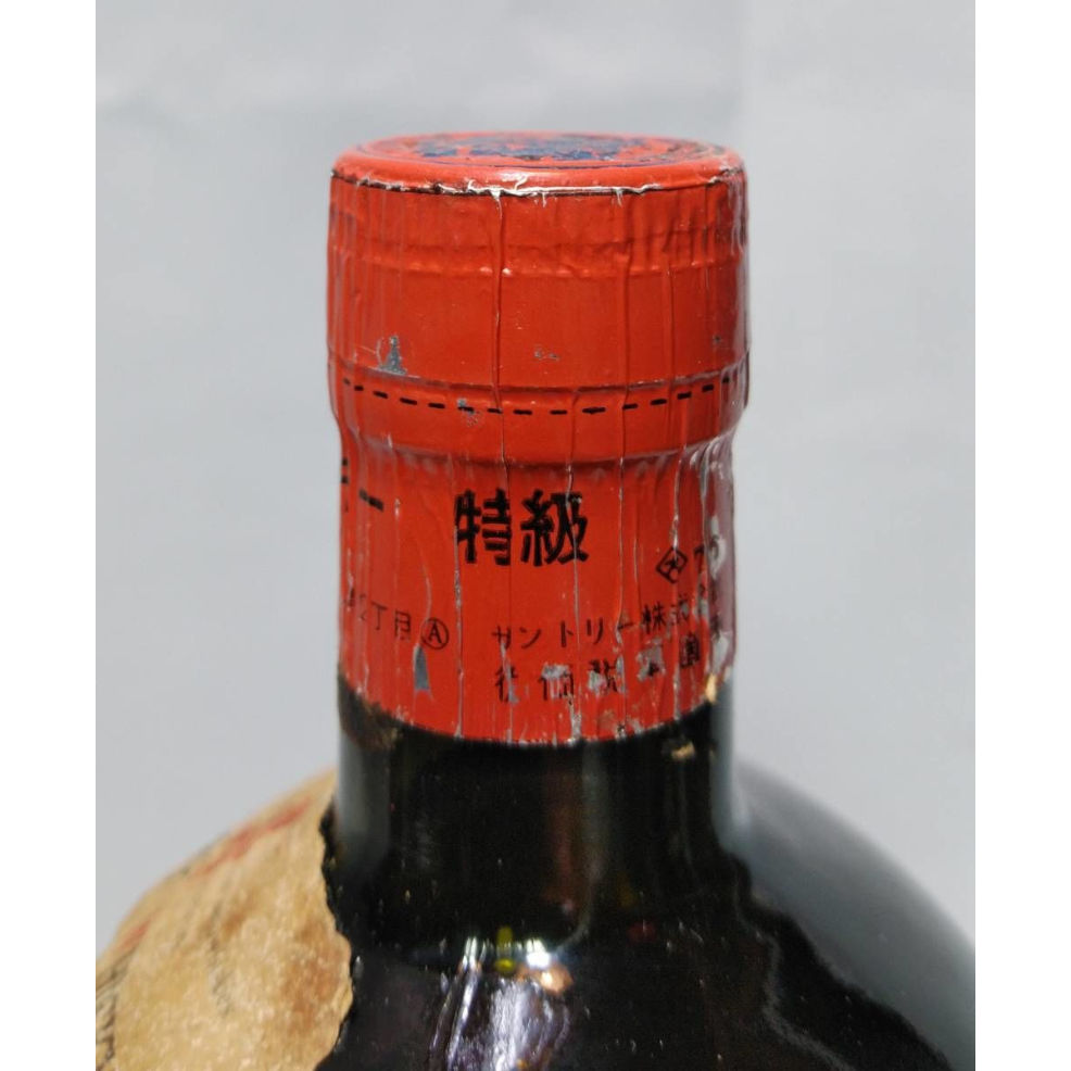 特級 SUNTORY WHISKY A Blend of Ancient Whiskies |