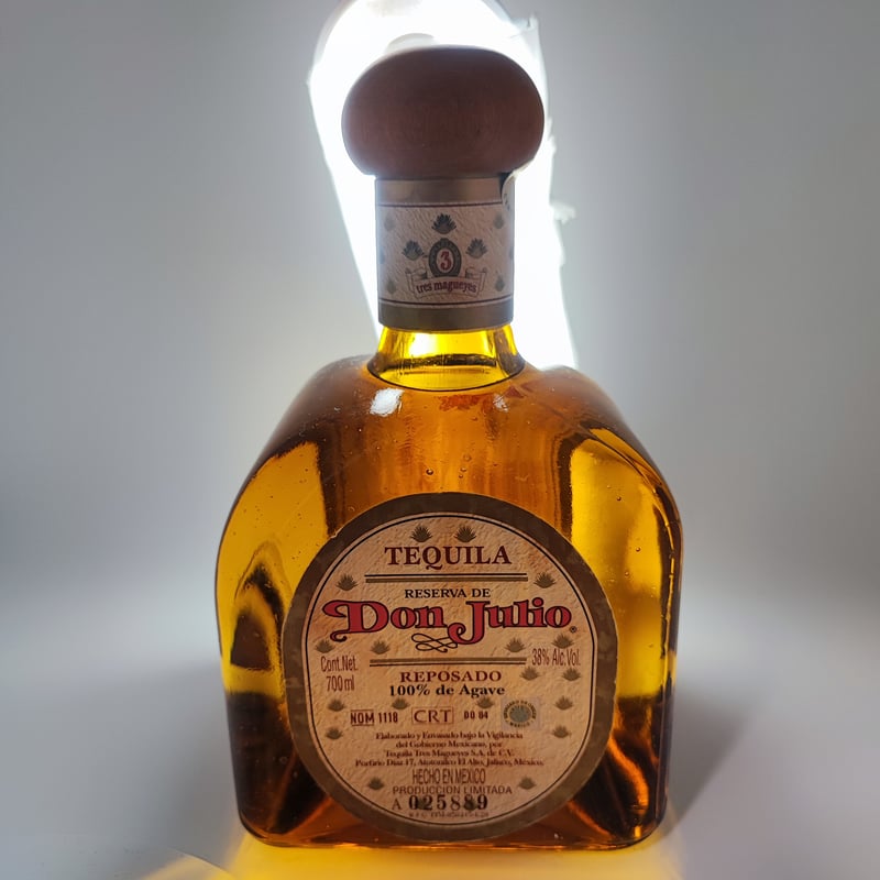 テキーラ ドン フリオ レポサドDon Julio REPOSADO 750ml 22057777.jpg