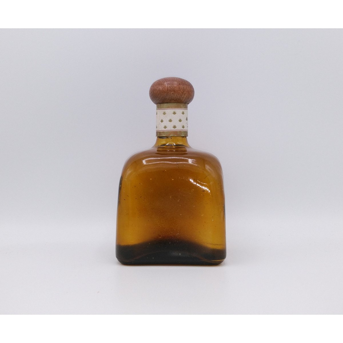 トレス　マゲイヤス（Tres Magueyes）Don Julio テキーラ トレス・マゲイヤス ドン・フリオ レポサド tres magueyes Don Julio R