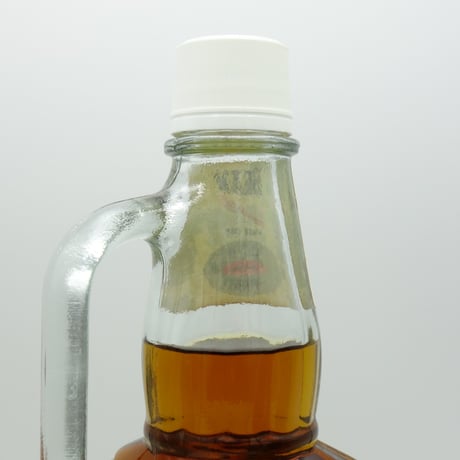 ジムビーム 4年　JIM BEAM 4years old KENTUCKY STRAIGHT BOURBON WHISKEY Six Generations of Distillers