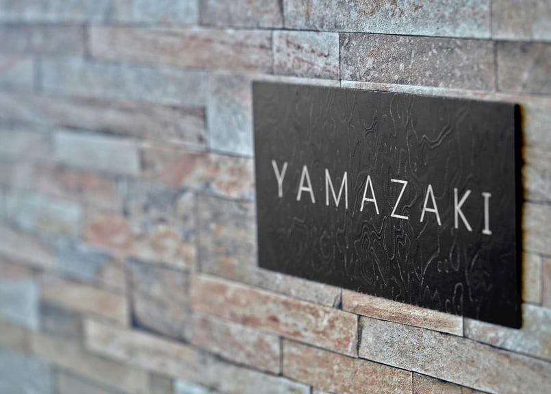 ステンレス積層表札 100×200mm Black×White | CLADART