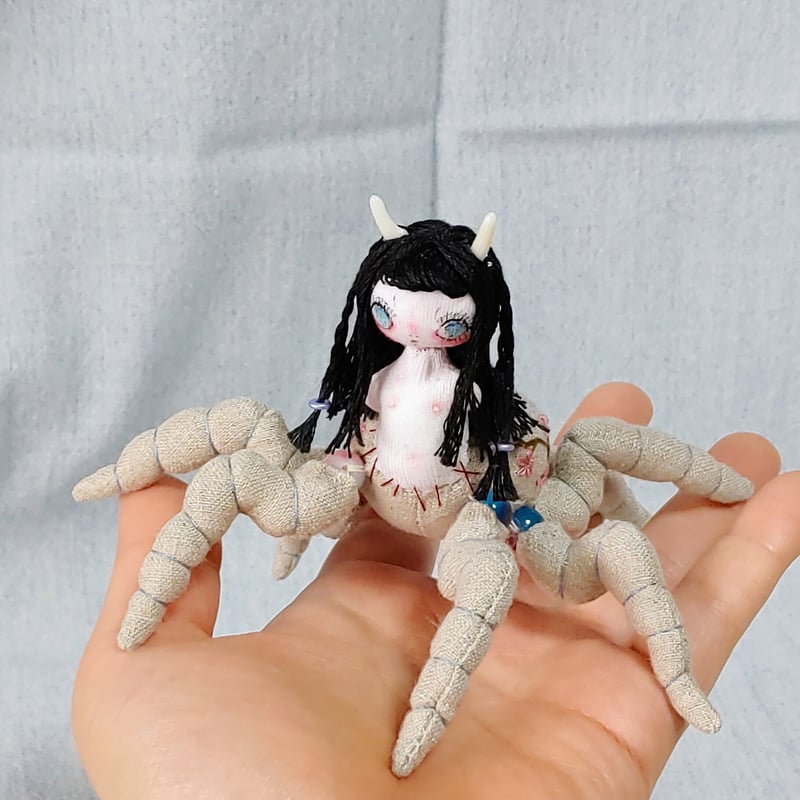 絡新婦（女郎蜘蛛） 妖怪 | 魚水屋