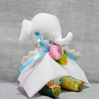 てるてる坊主のぞう　ぬいぐるみ