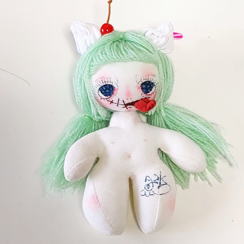 自作ぬいぐるみ・ピーチクリームソーダくん 自作ぬいぐるみ・ピーチクリームソーダくん 【公式通販】
