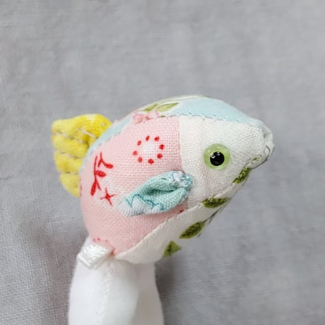 「共同創作」  半魚人 ぬいぐるみ