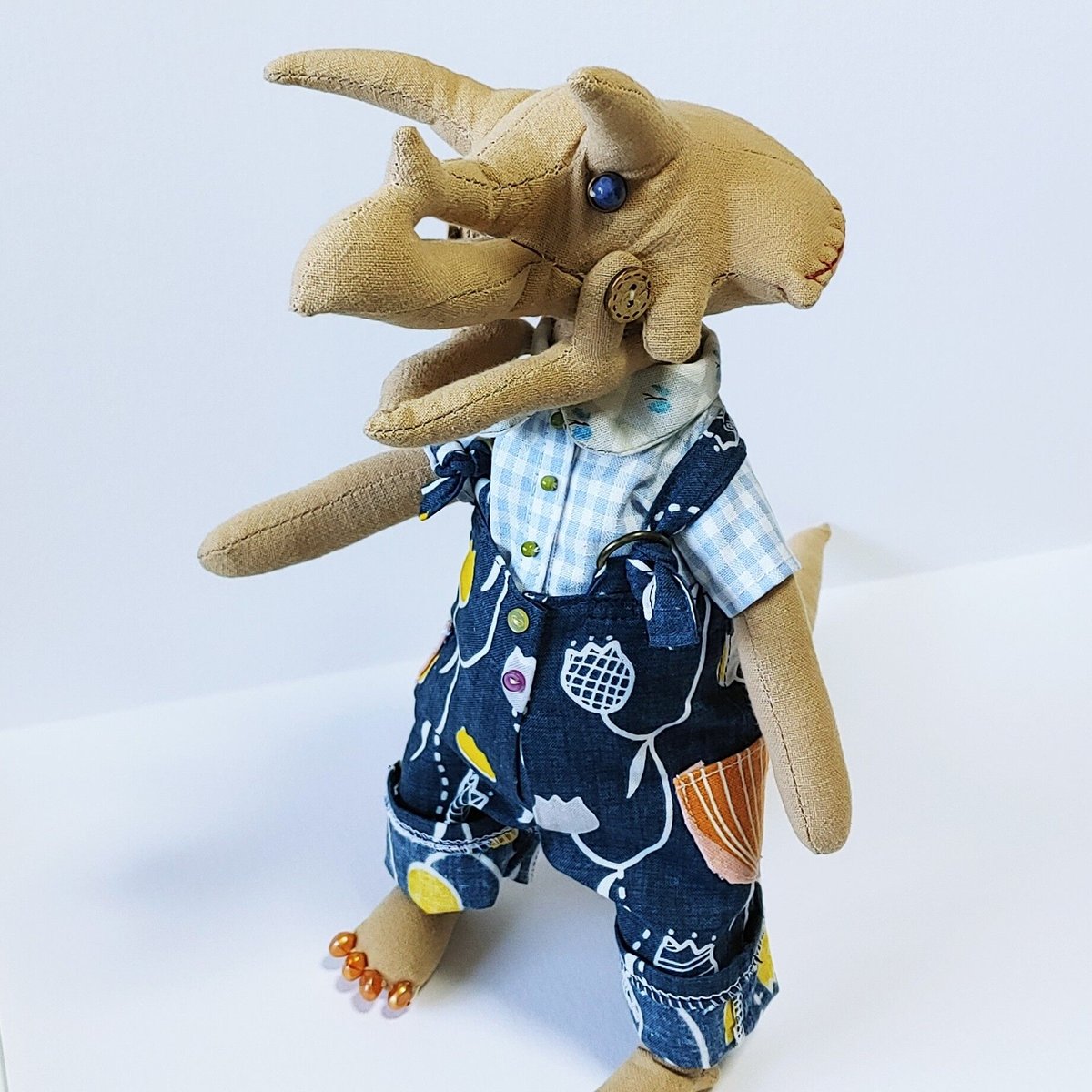 トリケラトプスの頭骨くん ぬいぐるみ 化石 | 魚水屋