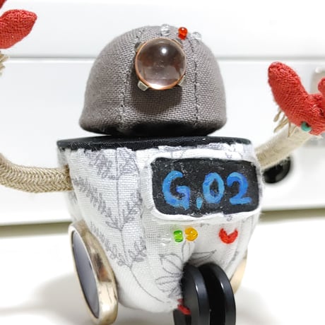 ロボット「G.02」　ぬいぐるみ