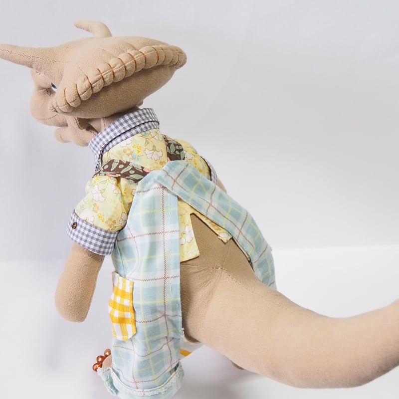 トリケラトプスの頭骨くん ぬいぐるみ 化石 | 魚水屋