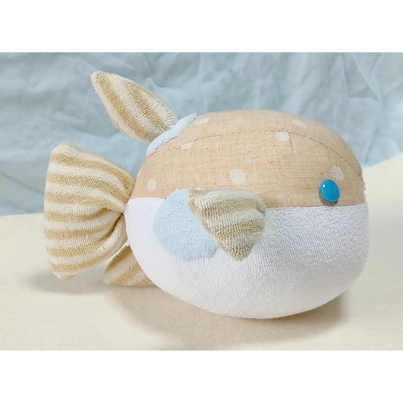 優しい雰囲気のフグ ぬいぐるみ | 魚水屋