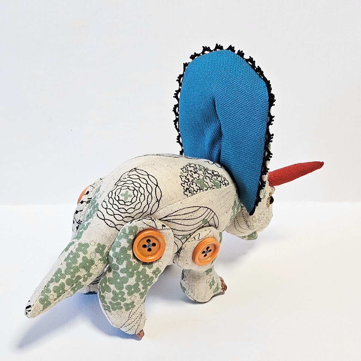 トロサウルス 恐竜のぬいぐるみ | 魚水屋