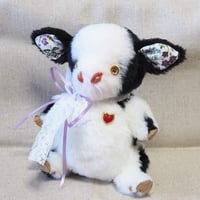 4本足の子牛　ぬいぐるみ