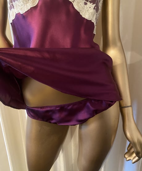 Silk Mini Slip Breaf set in Pulam size42