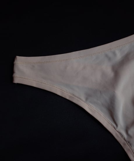 simple thong in beige