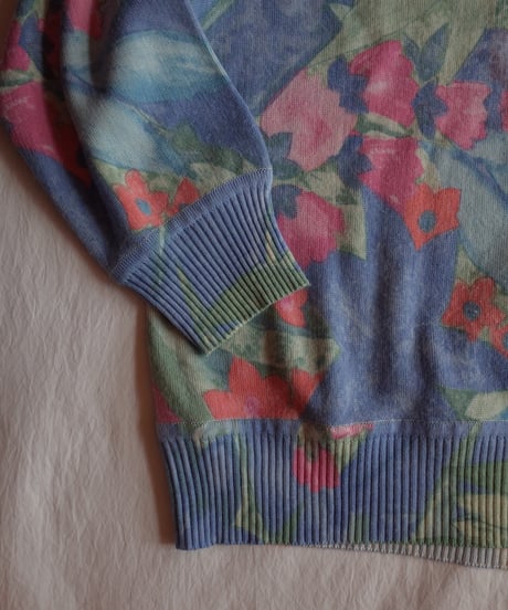 Vintage 80’s Cardigan in Blue Flower