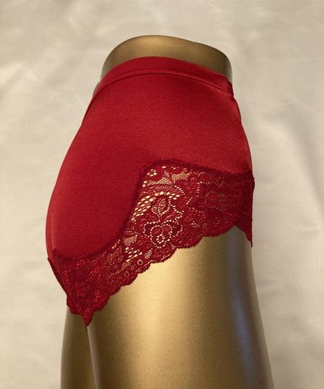 Zermatt Pecoさん Shorts in Red