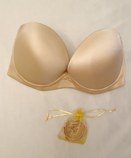 ストラップレスブラ　Zephyr Bra (Beige)