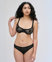 Fruity Booty Moss Bra in Black