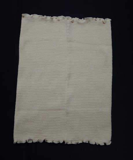 テフテフ Silk Body Short Warmer in Cream