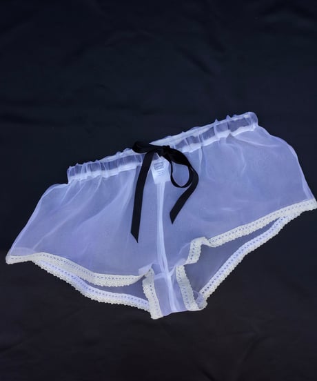 Smith Bowen Romantic Silk Short in White
