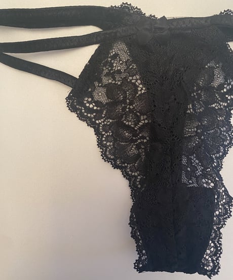 Zermatt Ruby Thong in Black
