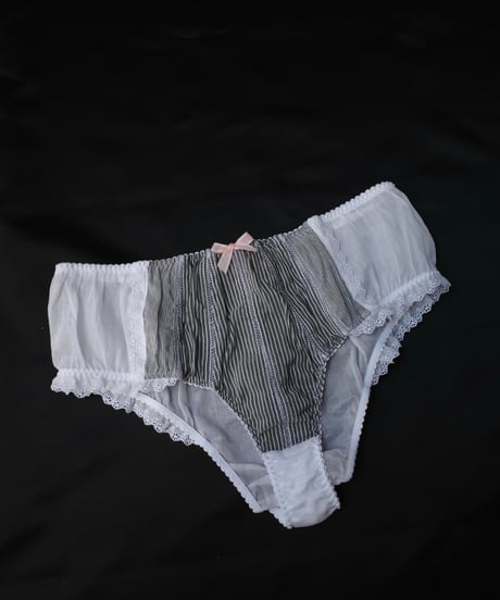Agent Provocateur  High Waisted Brief in Black/White