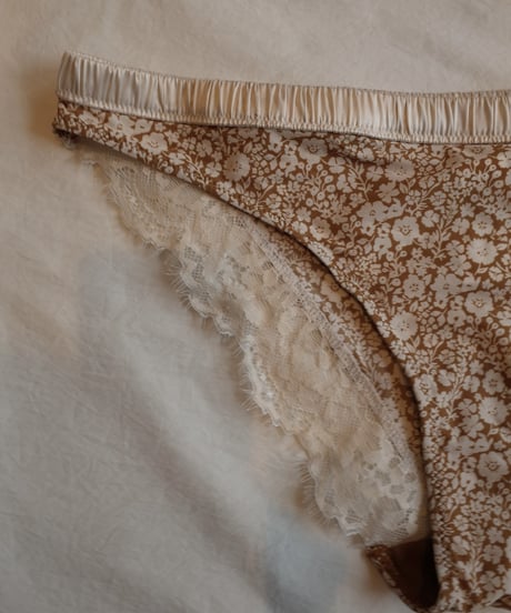 Panty in Flower Ginger
