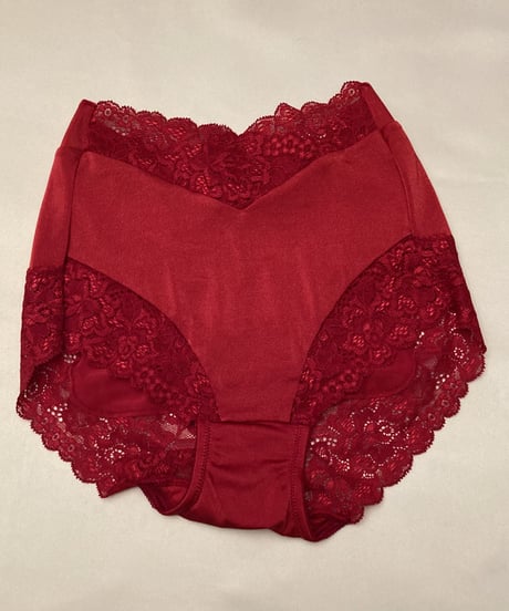 Zermatt Pecoさん Shorts in Red
