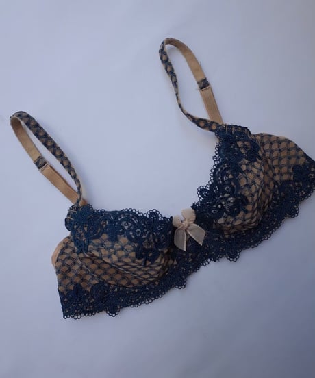 Wire Bra in Blue Beige