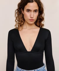 Noo Hot Bodysuit in Black