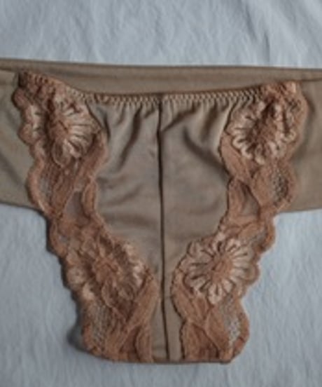 Zermatt Emma Shorts in Moca