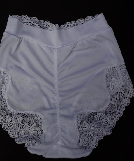 Zermatt Peco Shorts in White