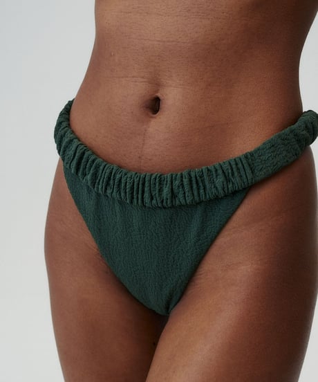 Undress Code Capri Sun Bikini Set in Green
