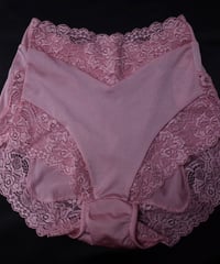 Zermatt Pecoさん Shorts in Rose Pink