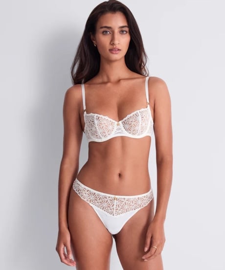 Aubade Secret Memories  Tanga in Ivory