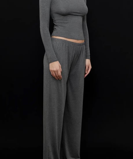 KYE RECLINE PANT in Charcoal (Size２,7月下旬再入荷予定)