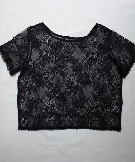 Lace tops in black