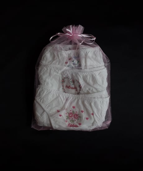 Only Hearts LONG WEEKEND 3 PACK EMBROIDERED PANTIES in White