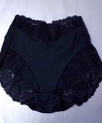 Zermatt Peco Shorts in Dark Navy