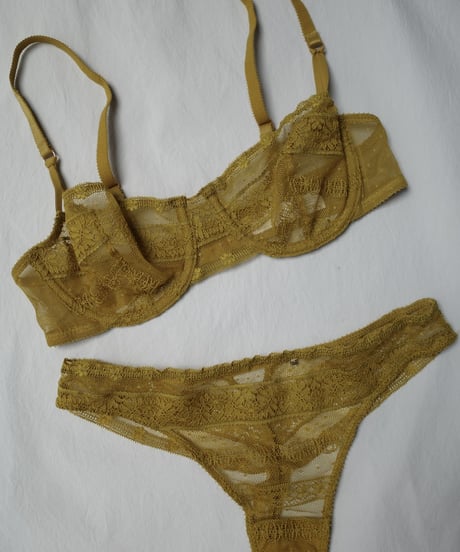 新品ガブリエル ペコ（GABRIELLE PECO) タンクトップ Brandy Melville Usa-Gabriela Tank