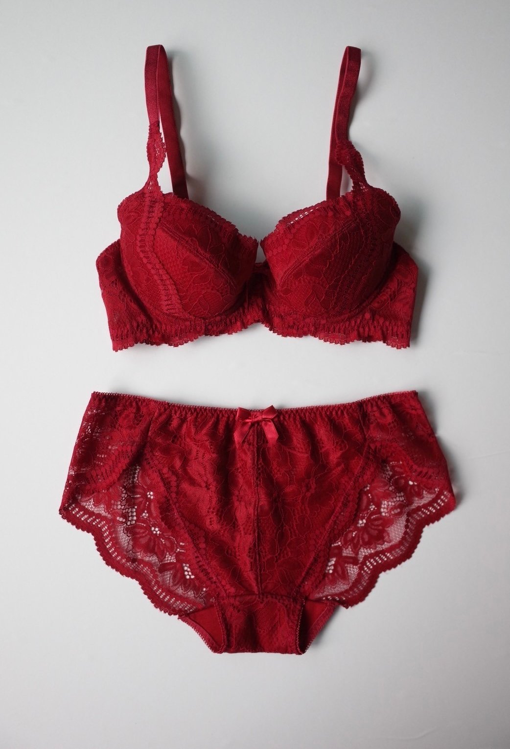 GABRIELLE PECO オリジナルV SHAPE BRA ブラジャー V Shape Bra in Black | GABRIELLE PECO