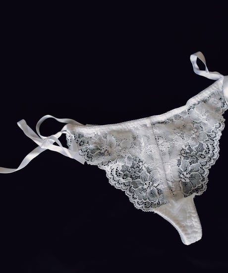 Zermatt Nina Thong in White