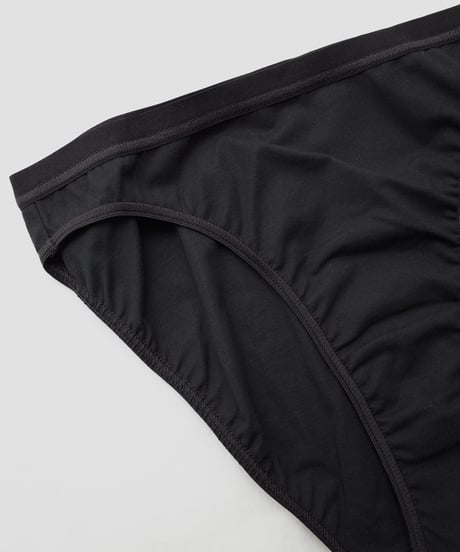 Overneath Briefs 007 in Black