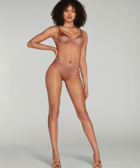 Agent Provocateur Paige Full Cup Underwired Bra in Dusky Pink