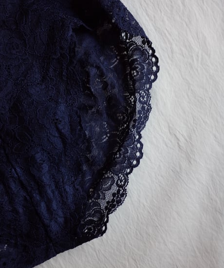 テフテフ High Waist Lace Panty in Navy