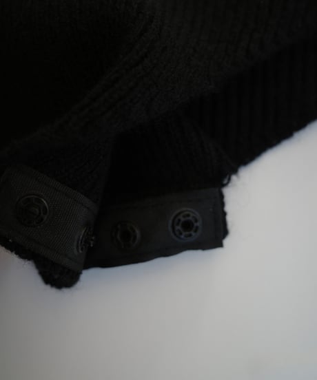 HAZE Cashmere Body Black